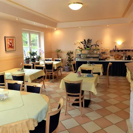 Am Königshof Hotel